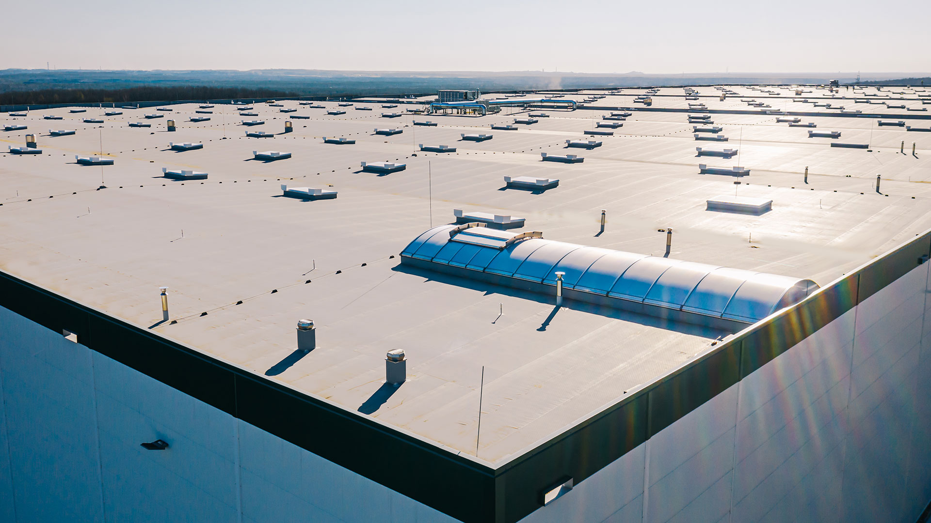 How to Properly Install and Maintain Foam Roofing